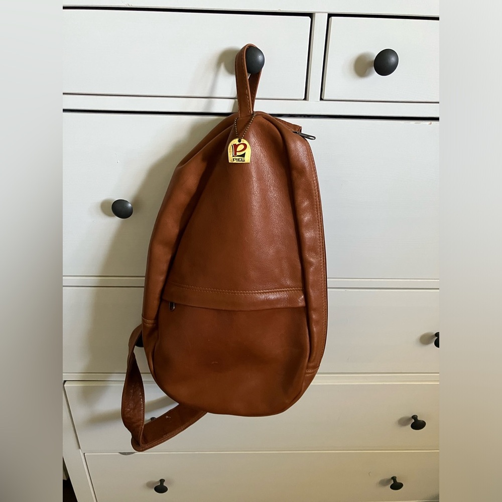 PIEL flap over sling leather backpack